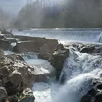 Hotel La Salmonera Cangas De Onis 2*