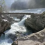 La Salmonera Cangas De Onis Hotel 2*