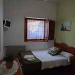 La Salmonera Cangas De Onis 2*