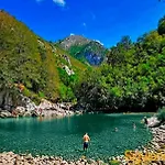 La Salmonera Cangas De Onis 2*