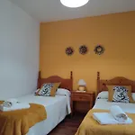 Hotel La Salmonera Cangas De Onis 2*