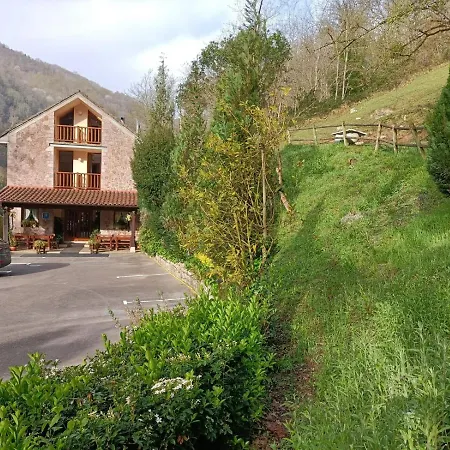 La Salmonera Cangas De Onis Caño