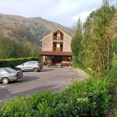 La Salmonera Cangas De Onis Caño