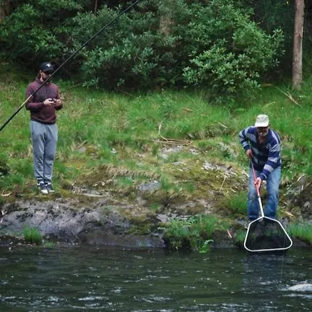 La Salmonera Cangas De Onis Hotel Caño
