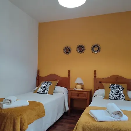 Hotel La Salmonera Cangas De Onis 2*
