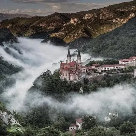La Salmonera Cangas De Onis Caño