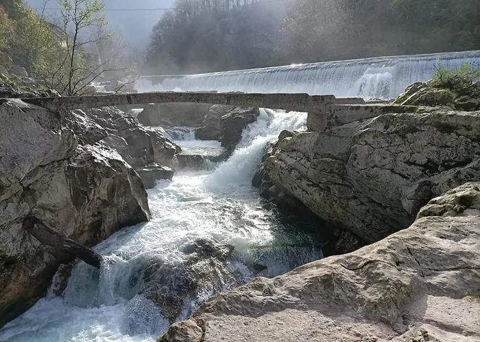 La Salmonera Cangas De Onis Hotel 2*