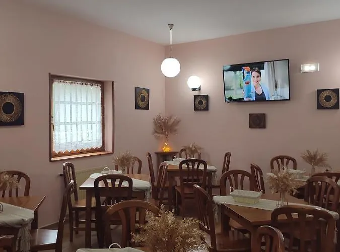 La Salmonera Cangas De Onis Hotel 2*